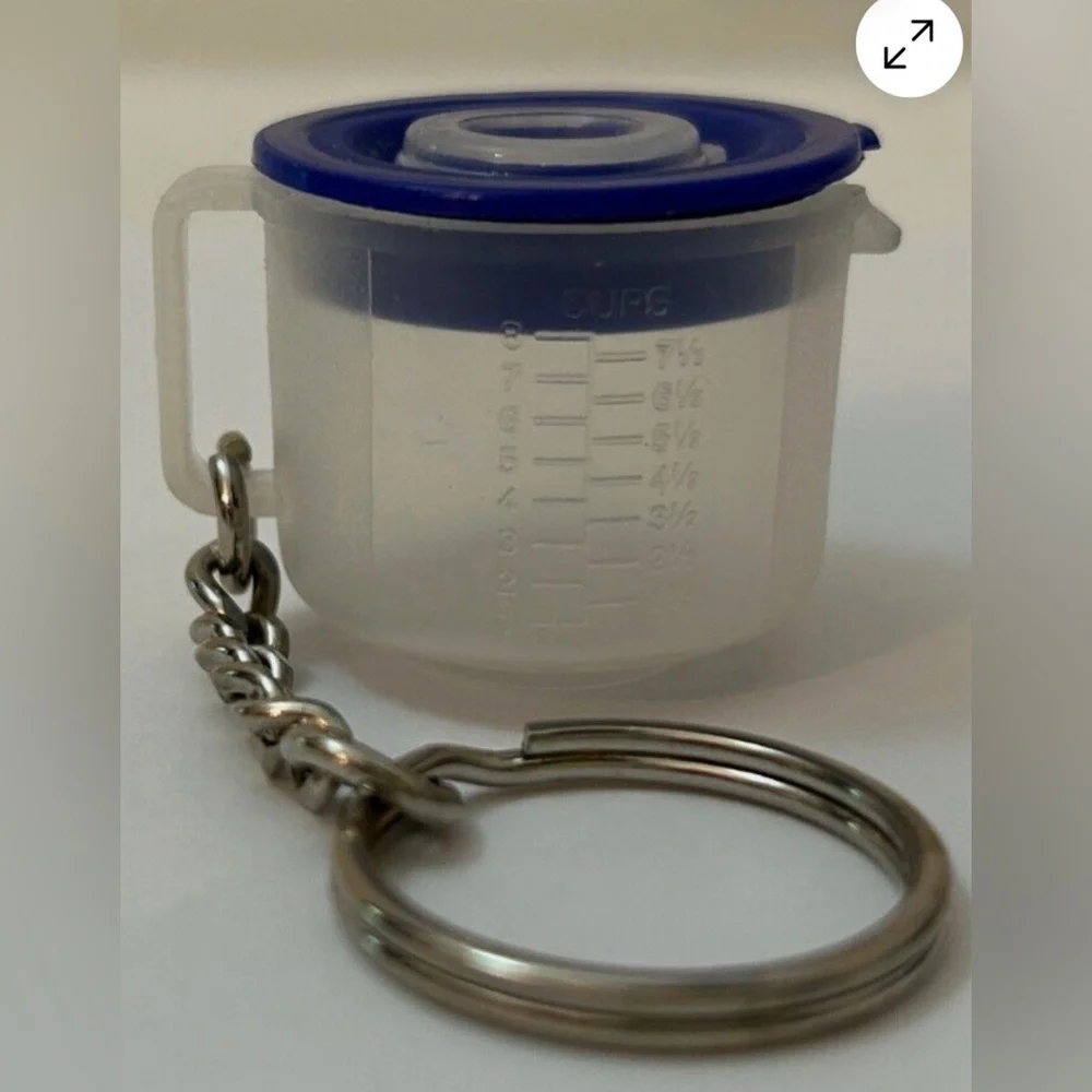 Tupperware Mix-N-Stor Keychain with Blue Lid